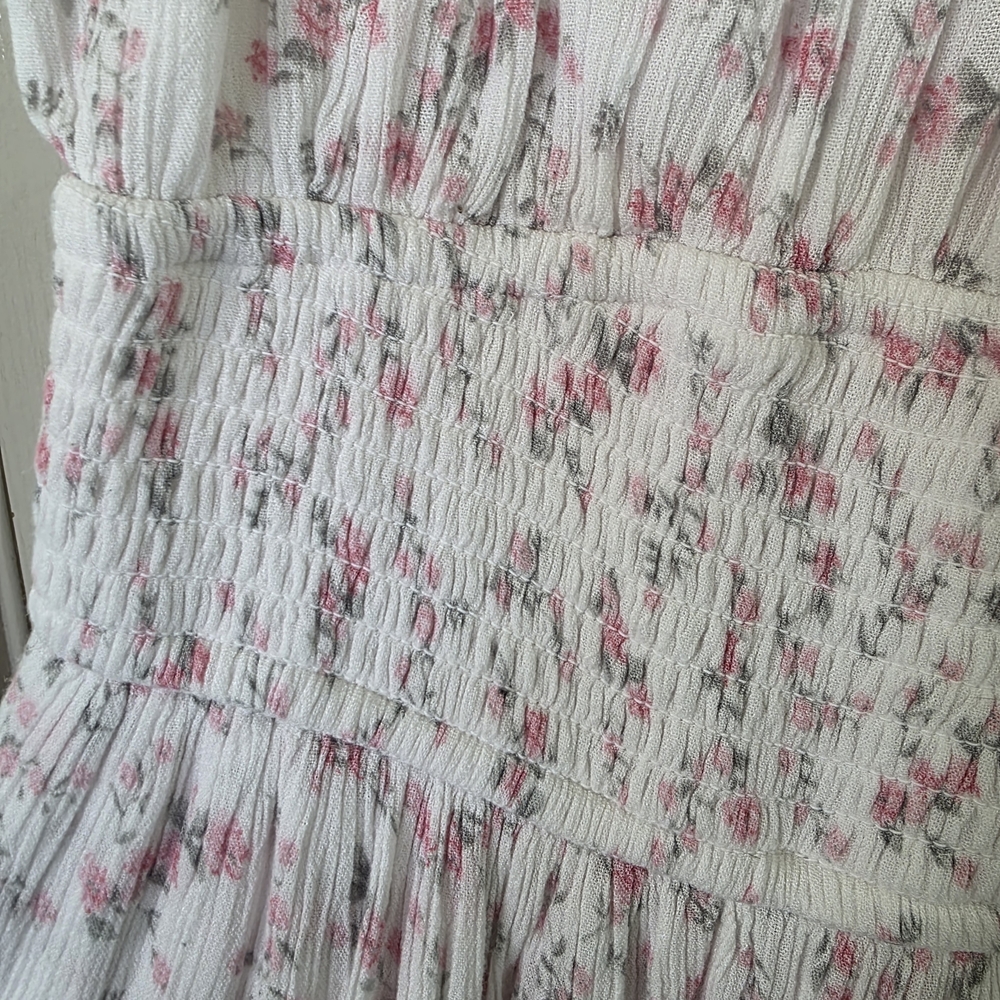 Floral Ruffle Romper - Picture 4 of 4